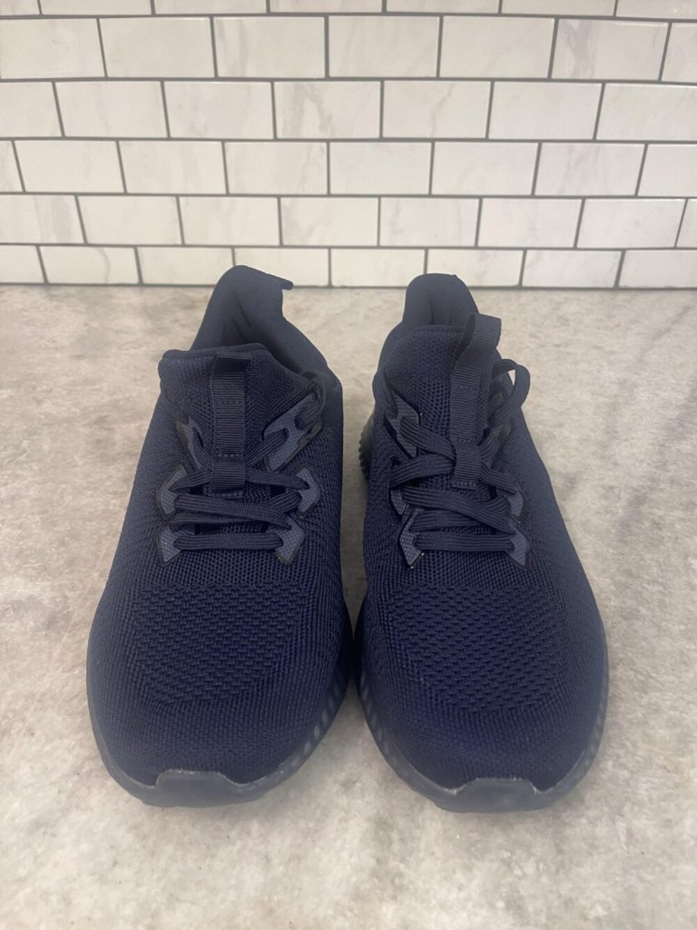 Athletic Running Shoes Mens Size 10.5 Blue Knit Mesh Lightweight Sneakers New